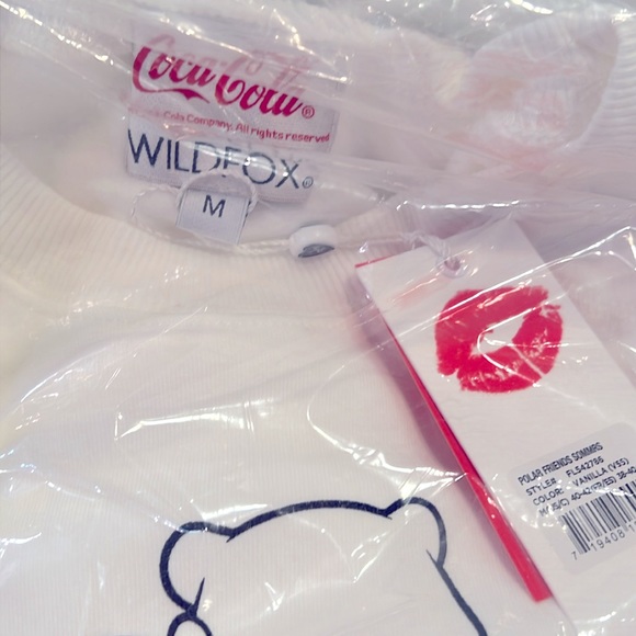 Wildfox X Coca-Cola Polar
Friends Sommers Sweatshirt-Sz M-NWT - Picture 5 of 5